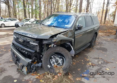 2025 Ford Expedition Tremor из США, поврежденный, VIN 1FMJU1RG5SEA55933